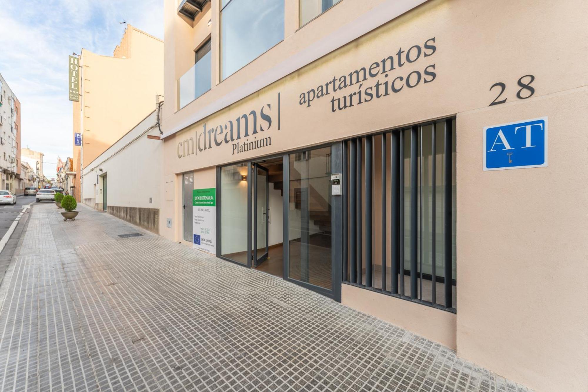 Cmdreams Platinium- Apartamentos Turisticos En El Centro De Mérida Buitenkant foto